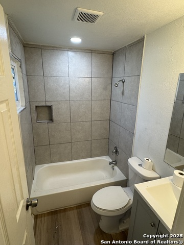 Image 8 of 13 For 411 Cincinnati