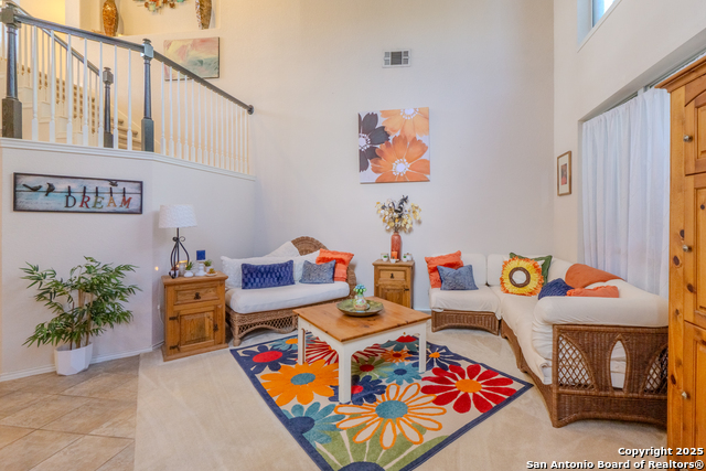 Image 11 of 43 For 610 Mello Oak