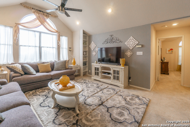 Image 34 of 43 For 610 Mello Oak