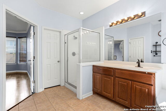 Listing photo id 8 for 3415 Highline