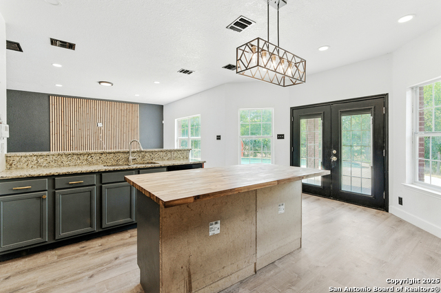 Image 12 of 32 For 9026 Mint Julep