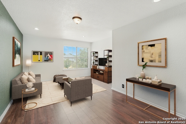 Image 14 of 32 For 9026 Mint Julep