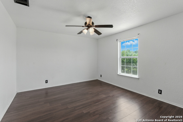 Image 25 of 32 For 9026 Mint Julep