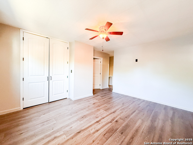 Image 16 of 38 For 5850 Cliffmont