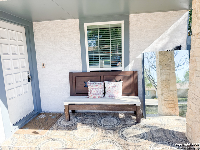 Image 4 of 38 For 5850 Cliffmont