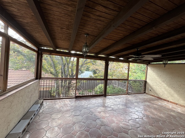 Image 25 of 52 For 122 Hollywood E