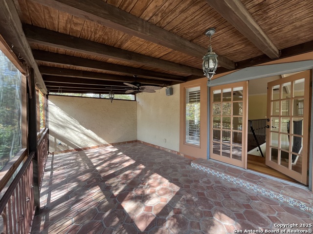 Image 28 of 52 For 122 Hollywood E