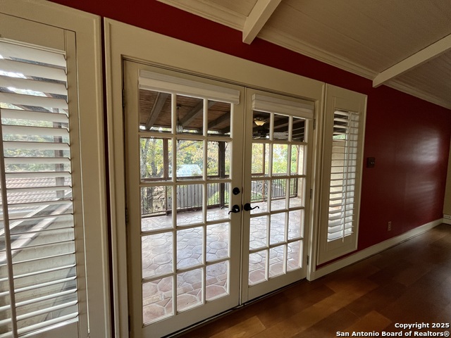 Image 31 of 52 For 122 Hollywood E