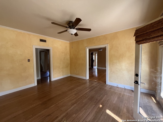 Image 7 of 52 For 122 Hollywood E