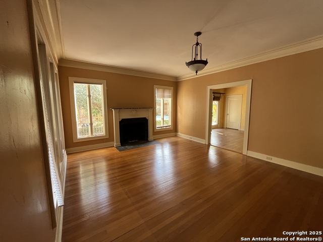 Image 8 of 52 For 122 Hollywood E