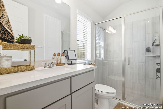 Image 21 of 29 For 911 Swenson