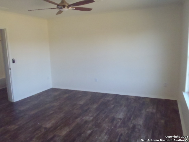 Image 29 of 33 For 2189 Hickory Forrest Dr