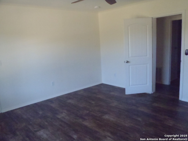 Image 30 of 33 For 2189 Hickory Forrest Dr