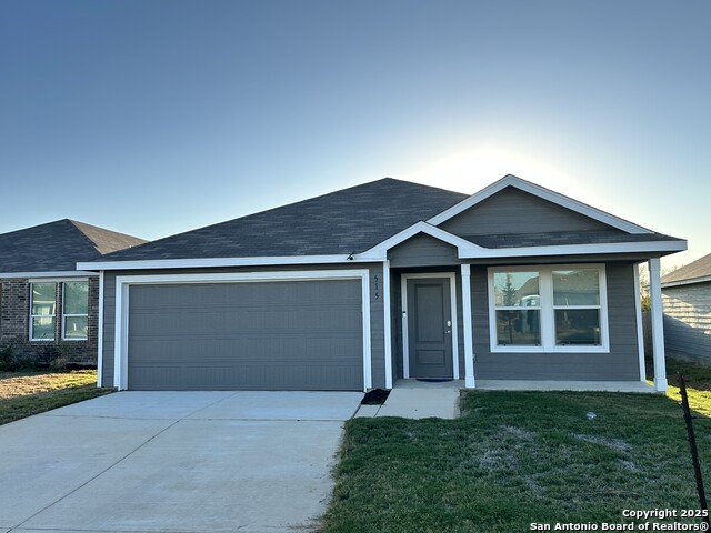 Image 2 of 26 For 515 Lew Pass