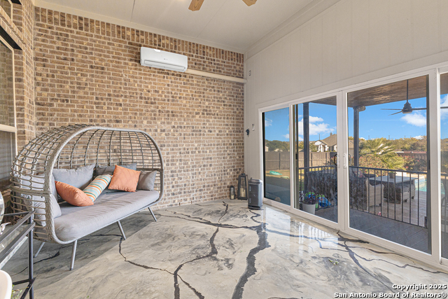 Listing photo id 31 for 14814 Peoples