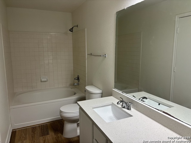 Image 7 of 11 For 2214 Juniper Hill