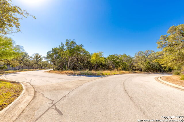 Image 9 of 10 For 130 Tremaine