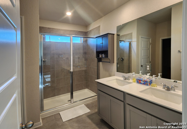 Image 10 of 12 For 3201 Junction Bay