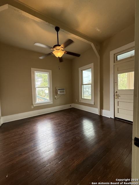 Image 12 of 16 For 210 Eleanor  3