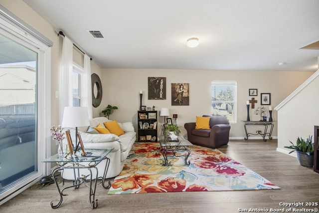 Image 8 of 19 For 3831 Hickory Arch