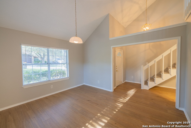 Image 11 of 35 For 106 Tanglewood E