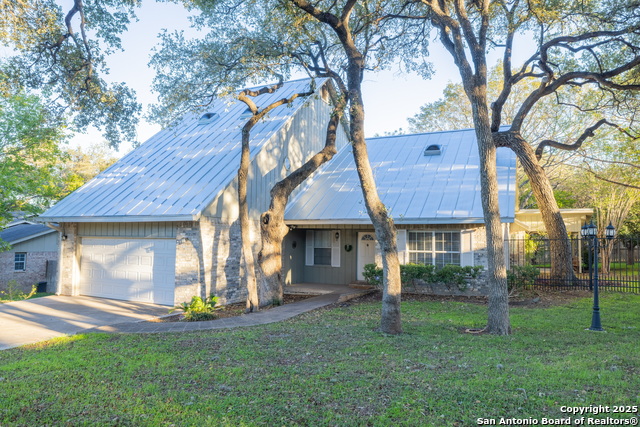 Image 2 of 35 For 106 Tanglewood E