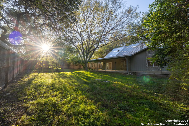 Image 33 of 35 For 106 Tanglewood E