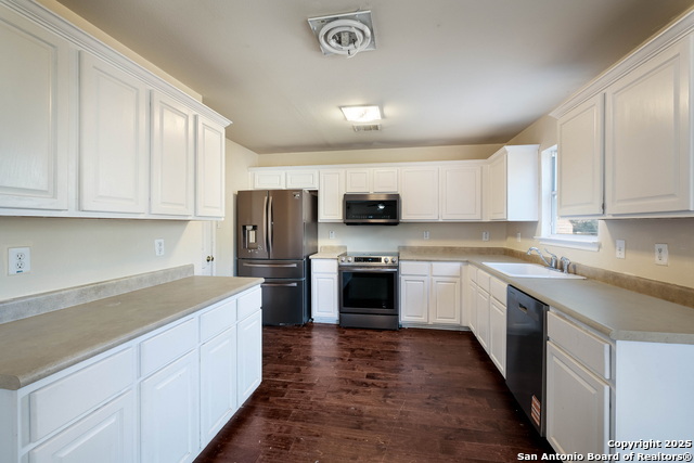 Image 13 of 40 For 4806 Macey Trail