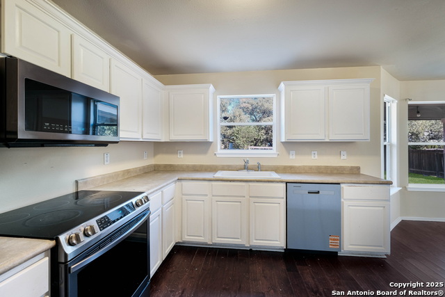 Image 14 of 40 For 4806 Macey Trail