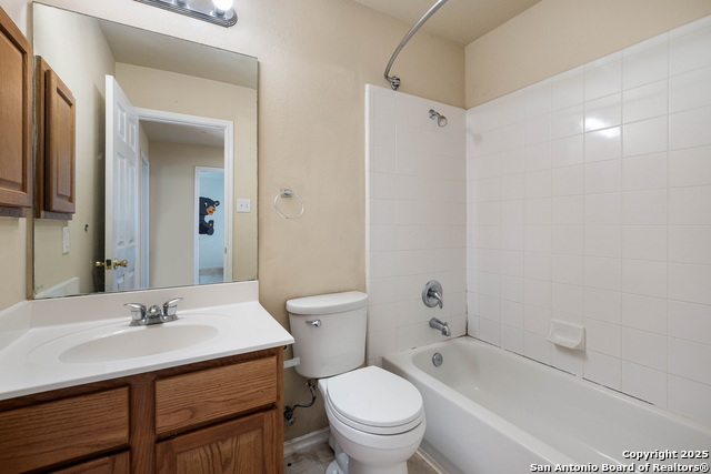 Image 26 of 40 For 4806 Macey Trail