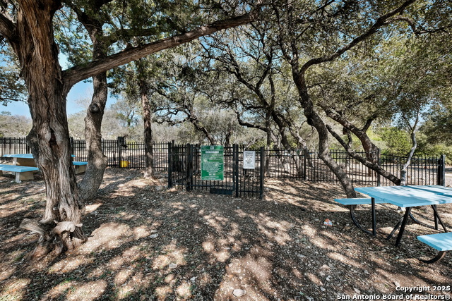 Image 33 of 40 For 4806 Macey Trail