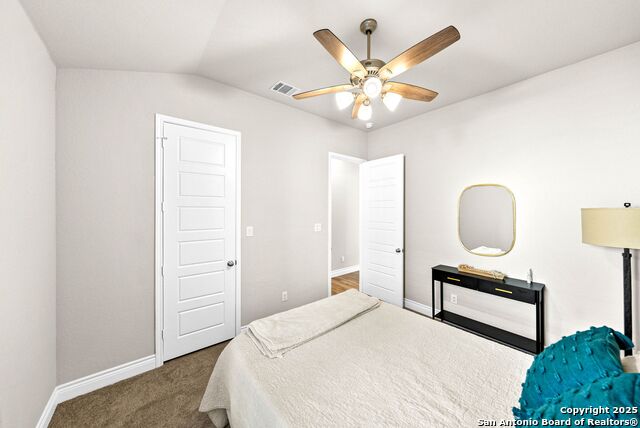 Image 35 of 78 For 306 Navarro  