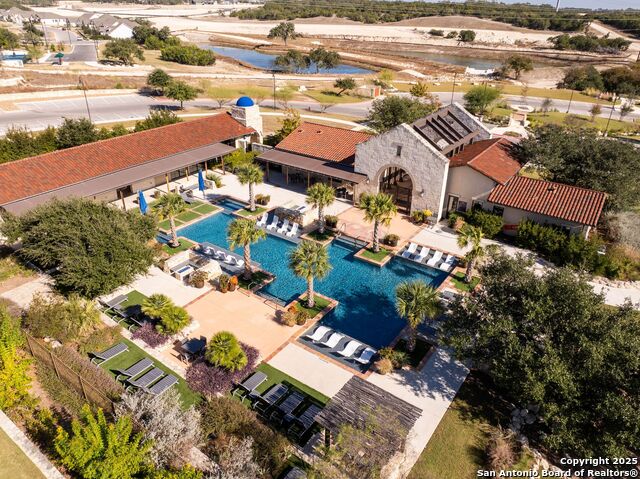 Image 45 of 78 For 306 Navarro  