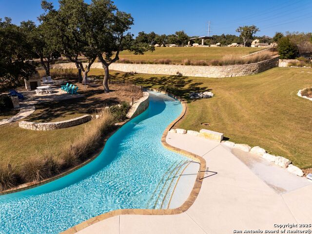 Image 48 of 78 For 306 Navarro  