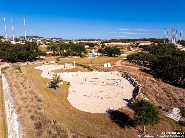 Image 52 of 78 For 306 Navarro  