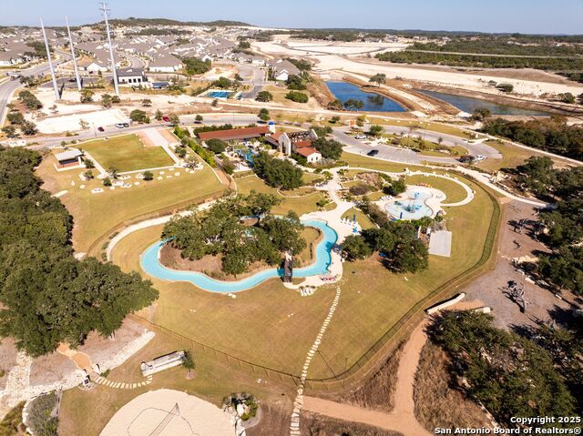 Image 53 of 78 For 306 Navarro  