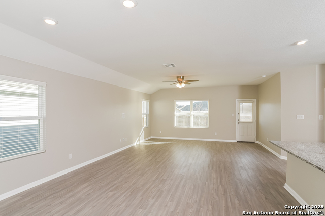 Image 3 of 15 For 8022 Dovers Den