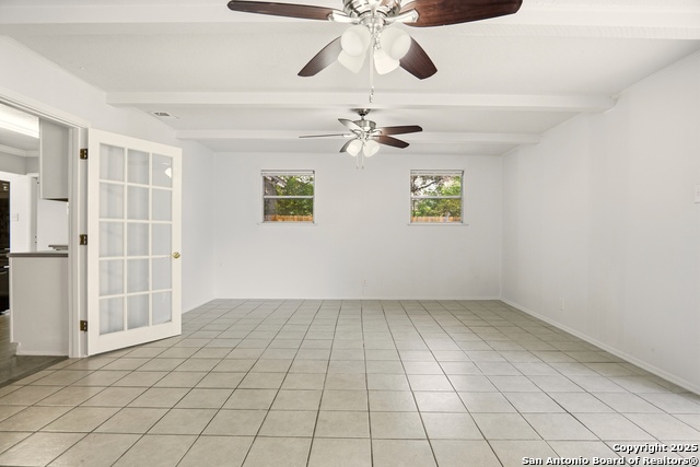 Image 9 of 31 For 5011 Seabreeze