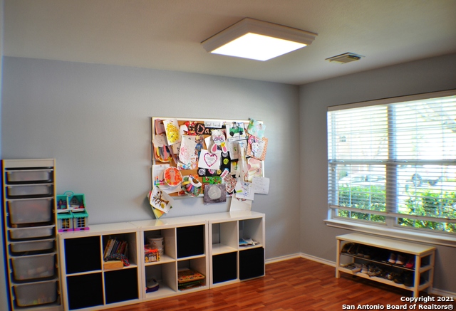 Image 14 of 44 For 1715 Mountain Brook