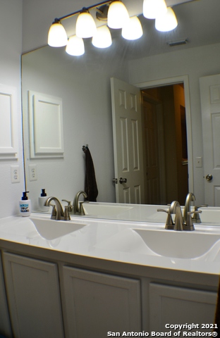 Image 24 of 44 For 1715 Mountain Brook