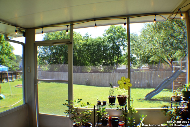 Image 35 of 44 For 1715 Mountain Brook