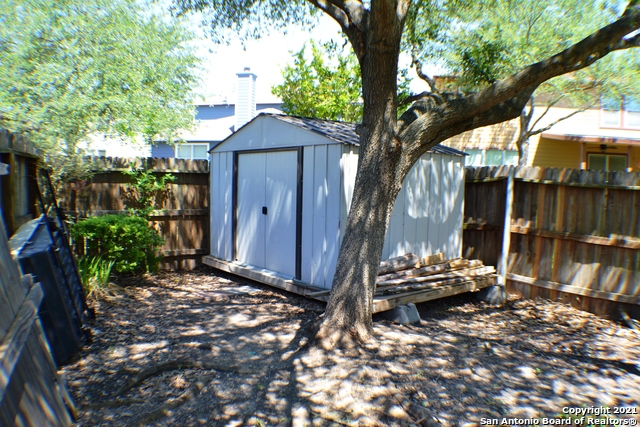 Image 43 of 44 For 1715 Mountain Brook