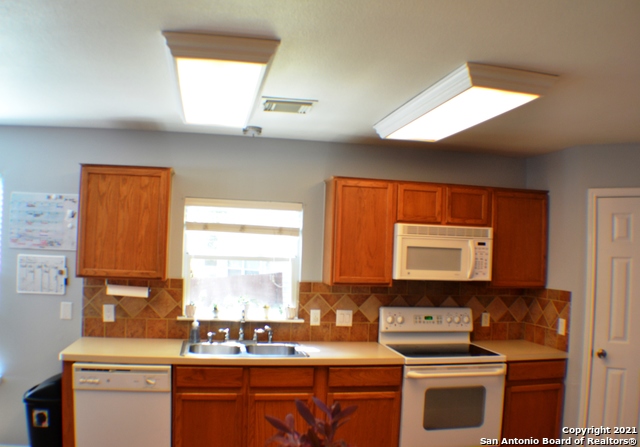 Image 7 of 44 For 1715 Mountain Brook