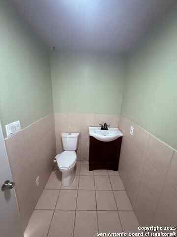 Image 16 of 20 For 222 Hillwood