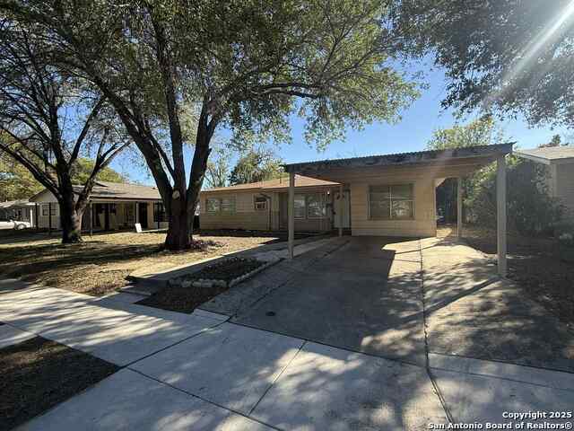 Image 3 of 20 For 222 Hillwood