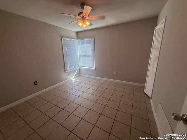 Image 5 of 20 For 222 Hillwood