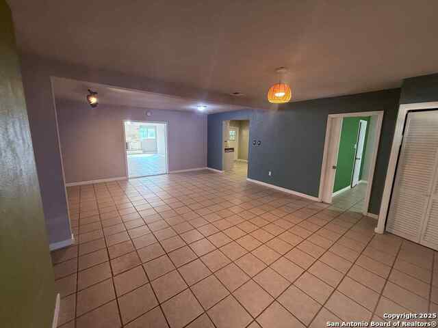 Image 7 of 20 For 222 Hillwood