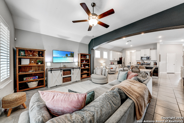 Image 12 of 29 For 2217 Windswept