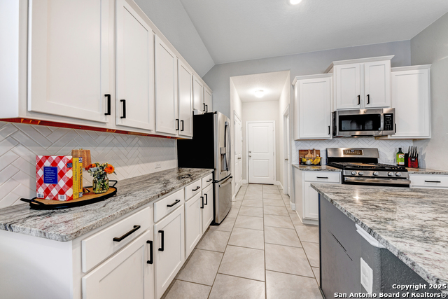 Image 7 of 29 For 2217 Windswept