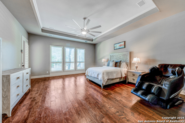 Listing photo id 18 for 142 Candelaria